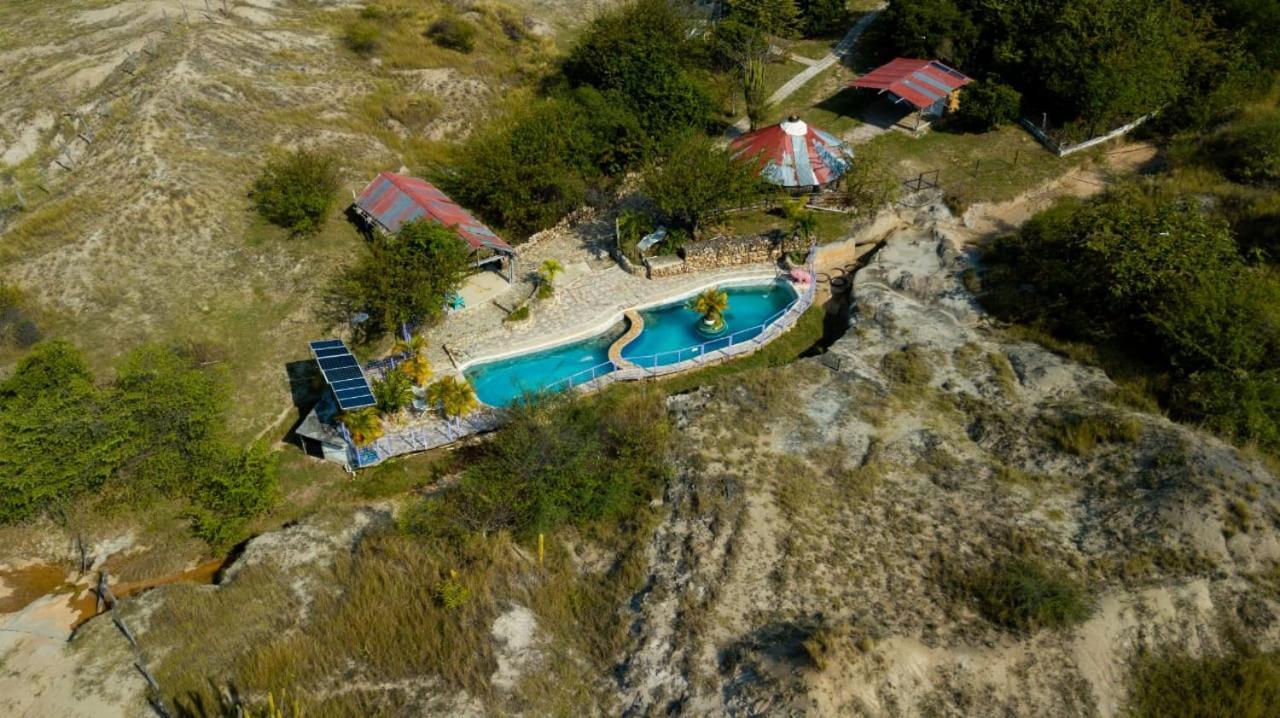 Hotel El Penon De Constantino - Tatacoa à Villavieja Extérieur photo
