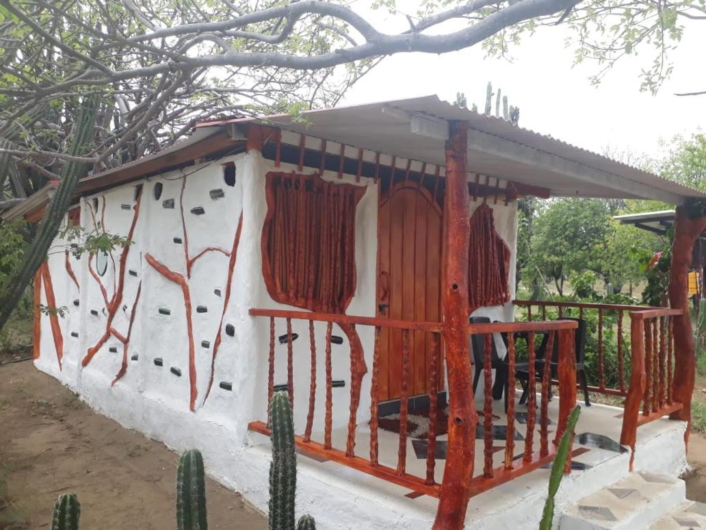 Hotel El Penon De Constantino - Tatacoa à Villavieja Extérieur photo