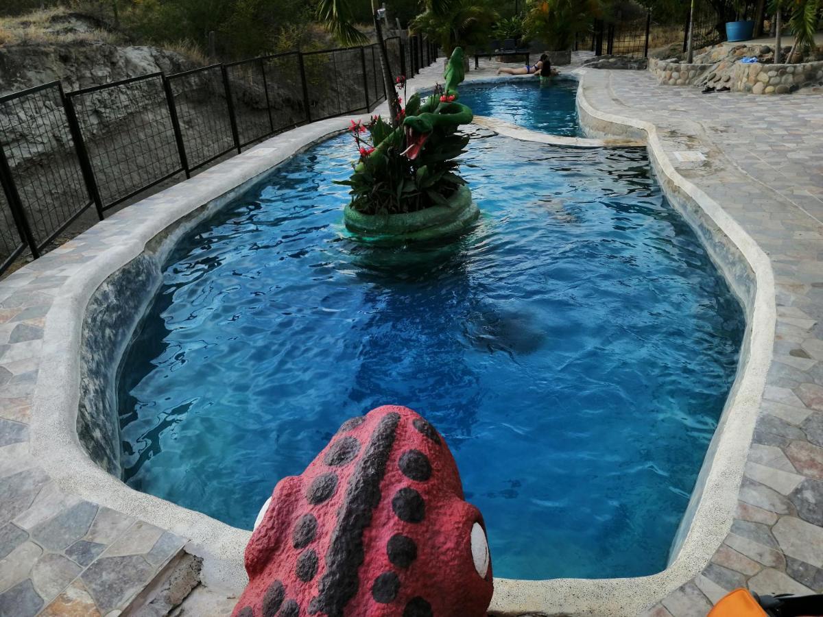 Hotel El Penon De Constantino - Tatacoa à Villavieja Extérieur photo